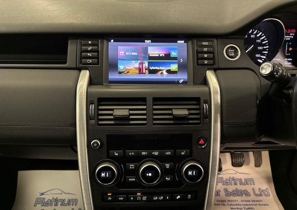 Used Land Rover Discovery Sport 2016 for sale - 75656382: Photo 16