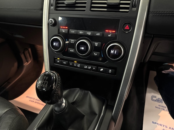 Used Land Rover Discovery Sport 2016 for sale - 75656382: Photo 19