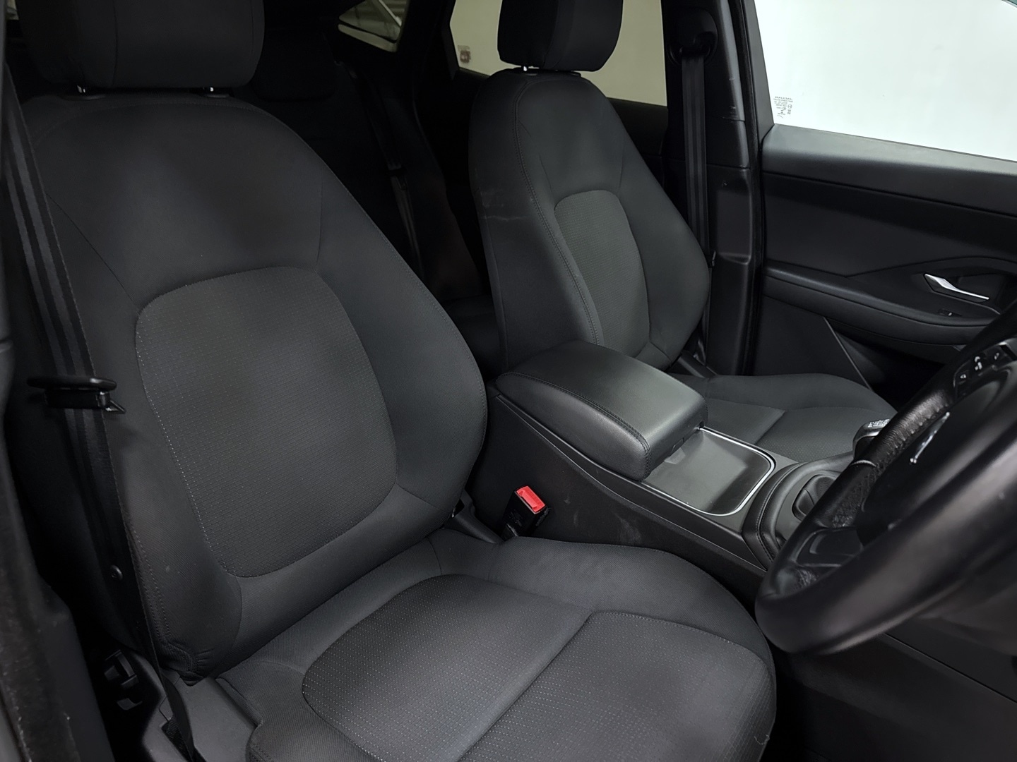 Used Jaguar E-Pace 2018 for sale - 76387544: Photo 13