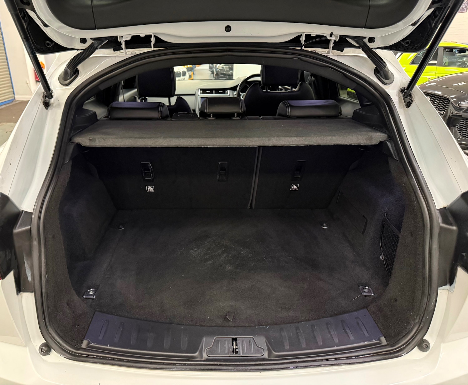 Used Jaguar E-Pace 2018 for sale - 77651670: Photo 18