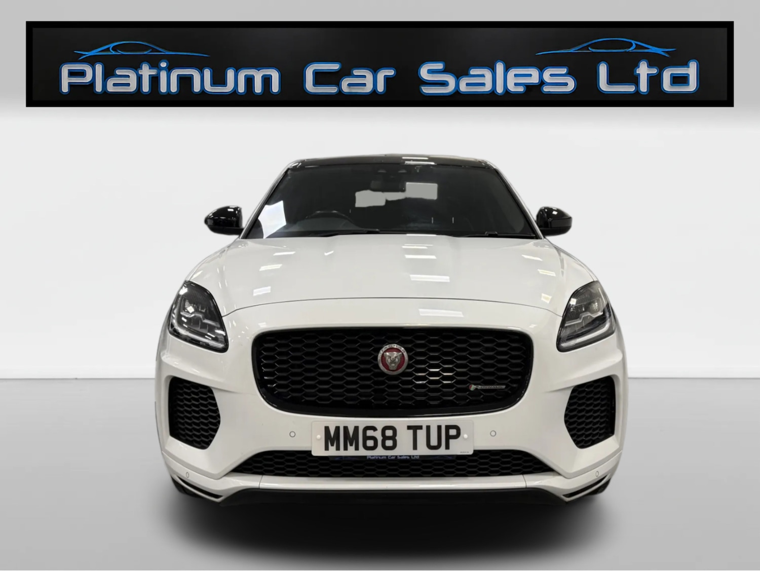 Used Jaguar E-Pace 2018 for sale - 77651670: Photo 2