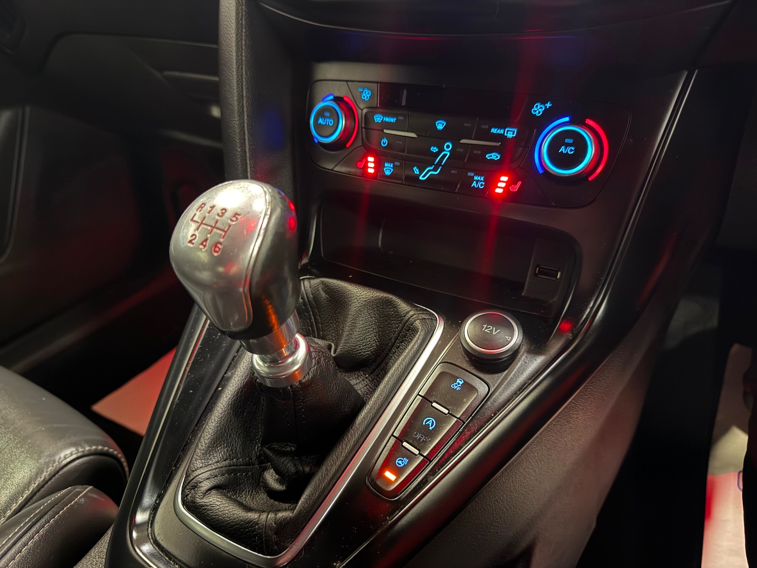 Used Ford Focus 2016 for sale - 77028384: Photo 16