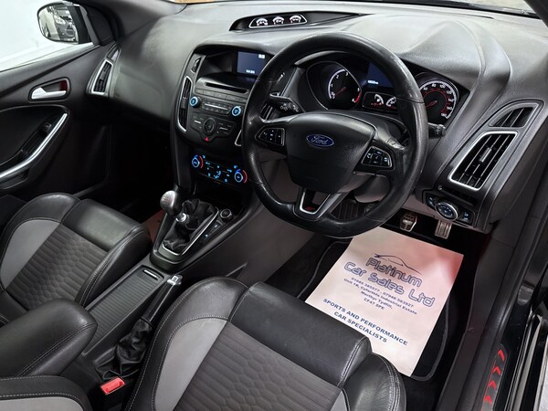 Used Ford Focus 2015 for sale - 75656381: Photo 11