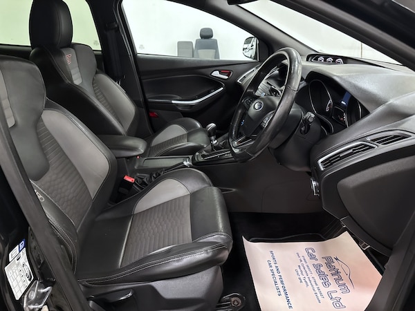 Used Ford Focus 2015 for sale - 75656381: Photo 12