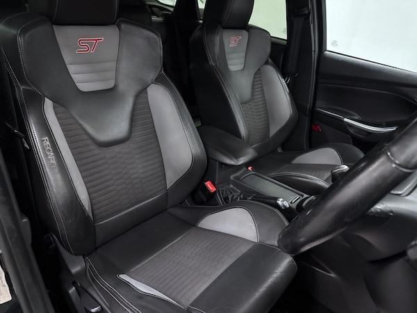 Used Ford Focus 2015 for sale - 75656381: Photo 13
