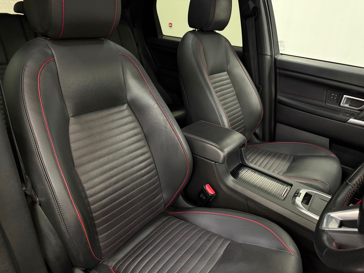 Used Land Rover Discovery Sport 2017 for sale - 78211104: Photo 12