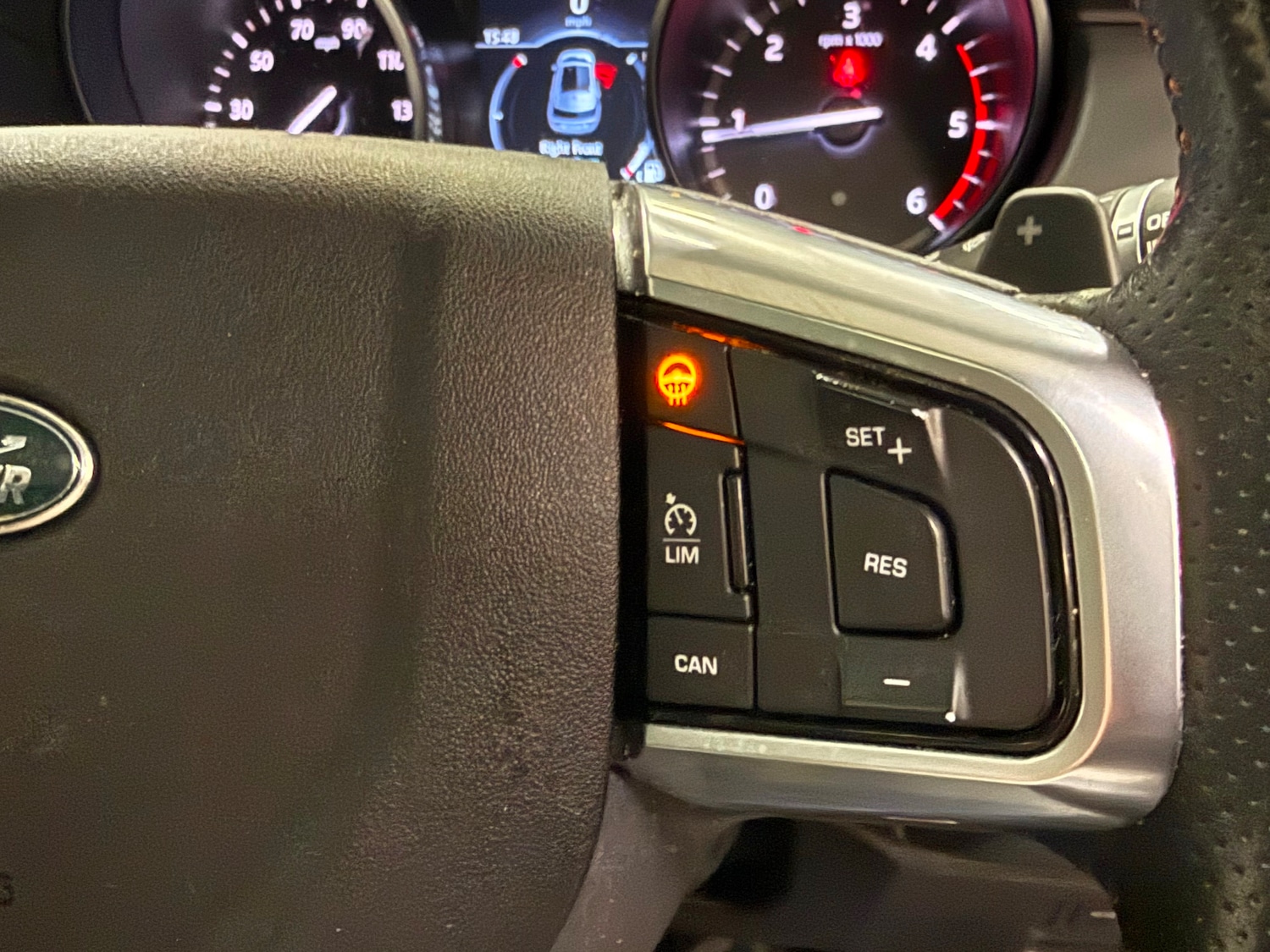 Used Land Rover Discovery Sport 2017 for sale - 78211104: Photo 22