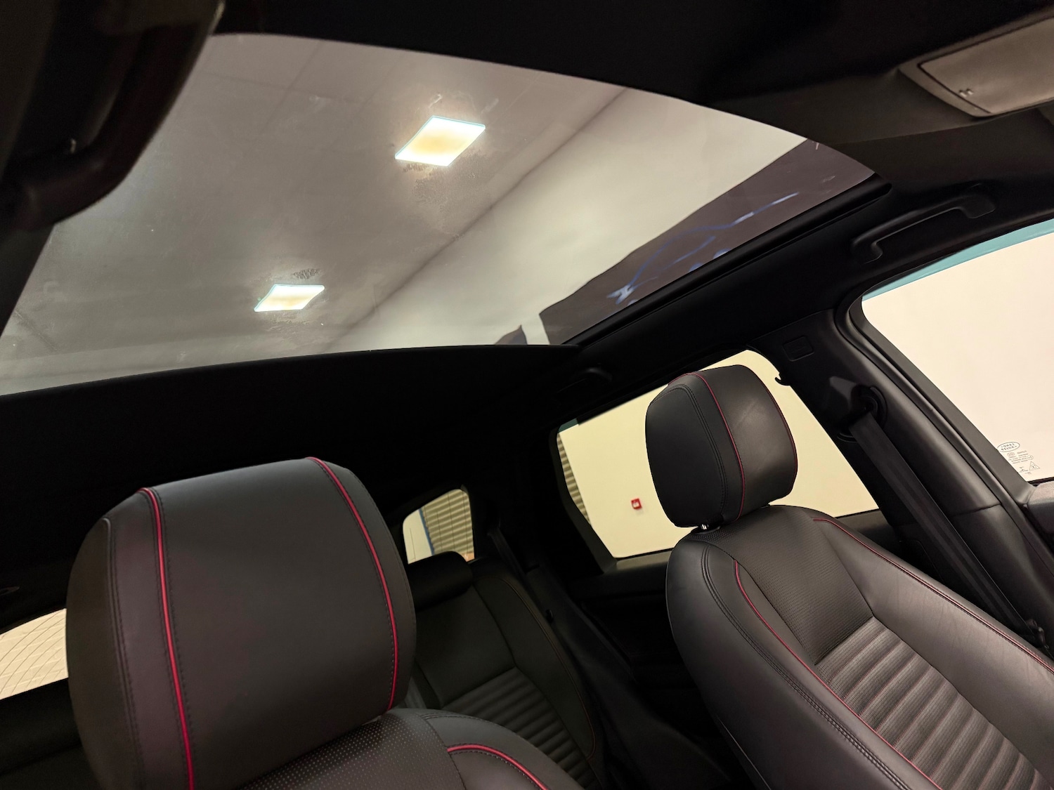 Used Land Rover Discovery Sport 2017 for sale - 78211104: Photo 25