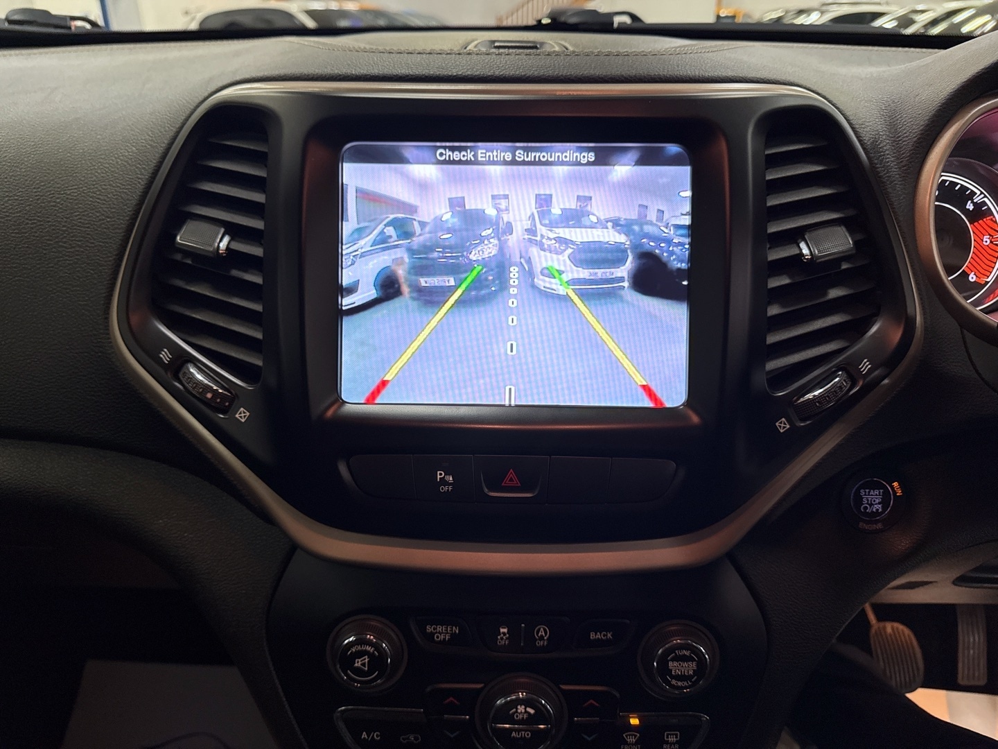 Used Jeep Cherokee 2014 for sale - 76606116: Photo 17