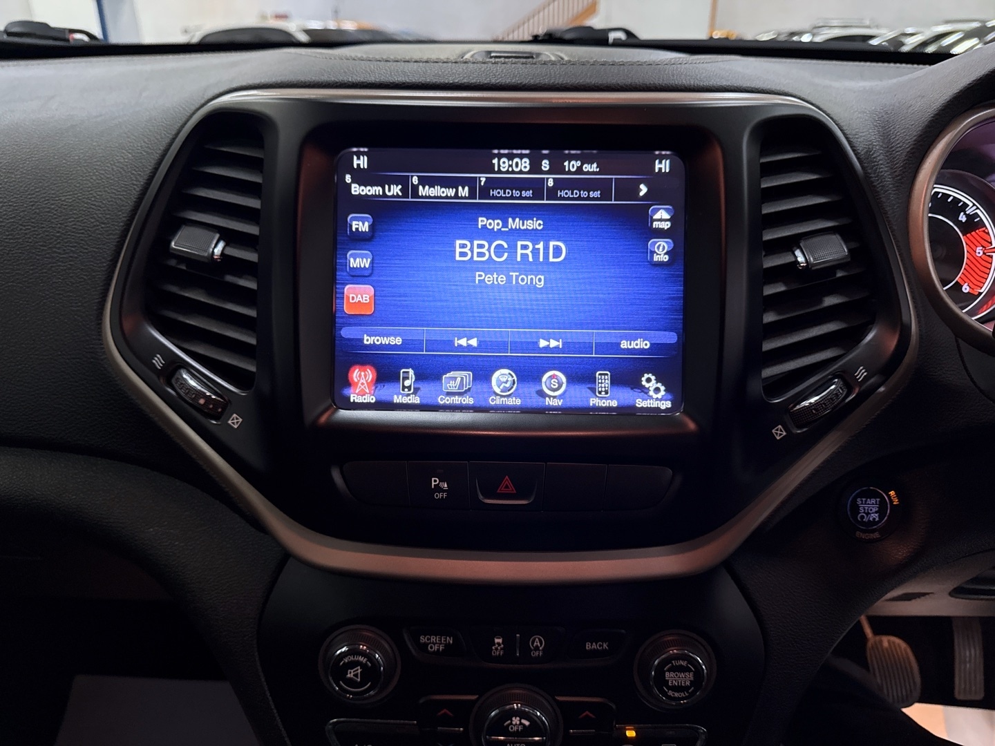 Used Jeep Cherokee 2014 for sale - 76606116: Photo 18