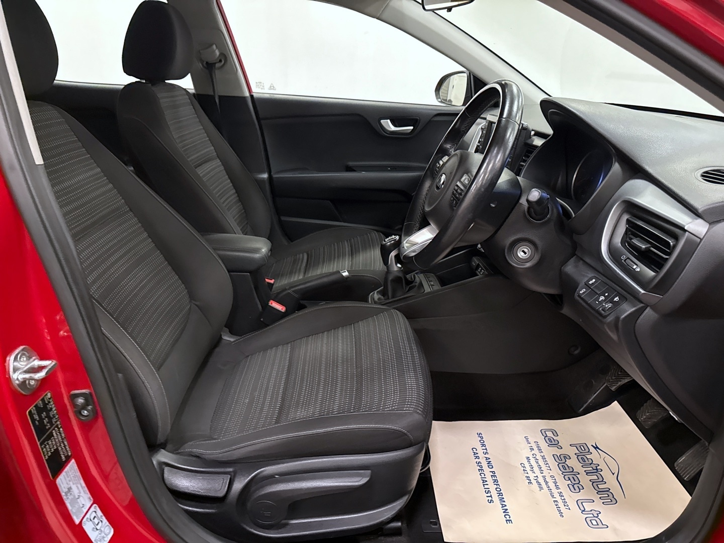 Used Kia Stonic 2018 for sale - 75633214: Photo 12