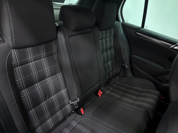 Used Volkswagen Golf 2009 for sale - 76070647: Photo 14