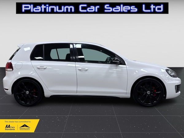 Used Volkswagen Golf 2009 for sale - 76070647: Photo 5