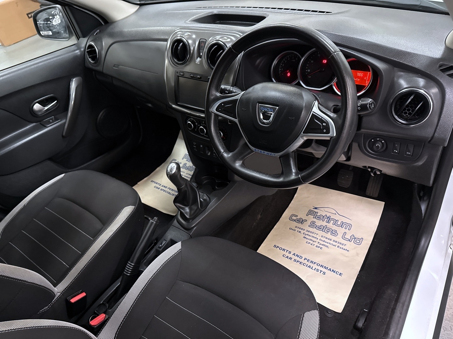 Used Dacia Sandero 2017 for sale - 76643821: Photo 11