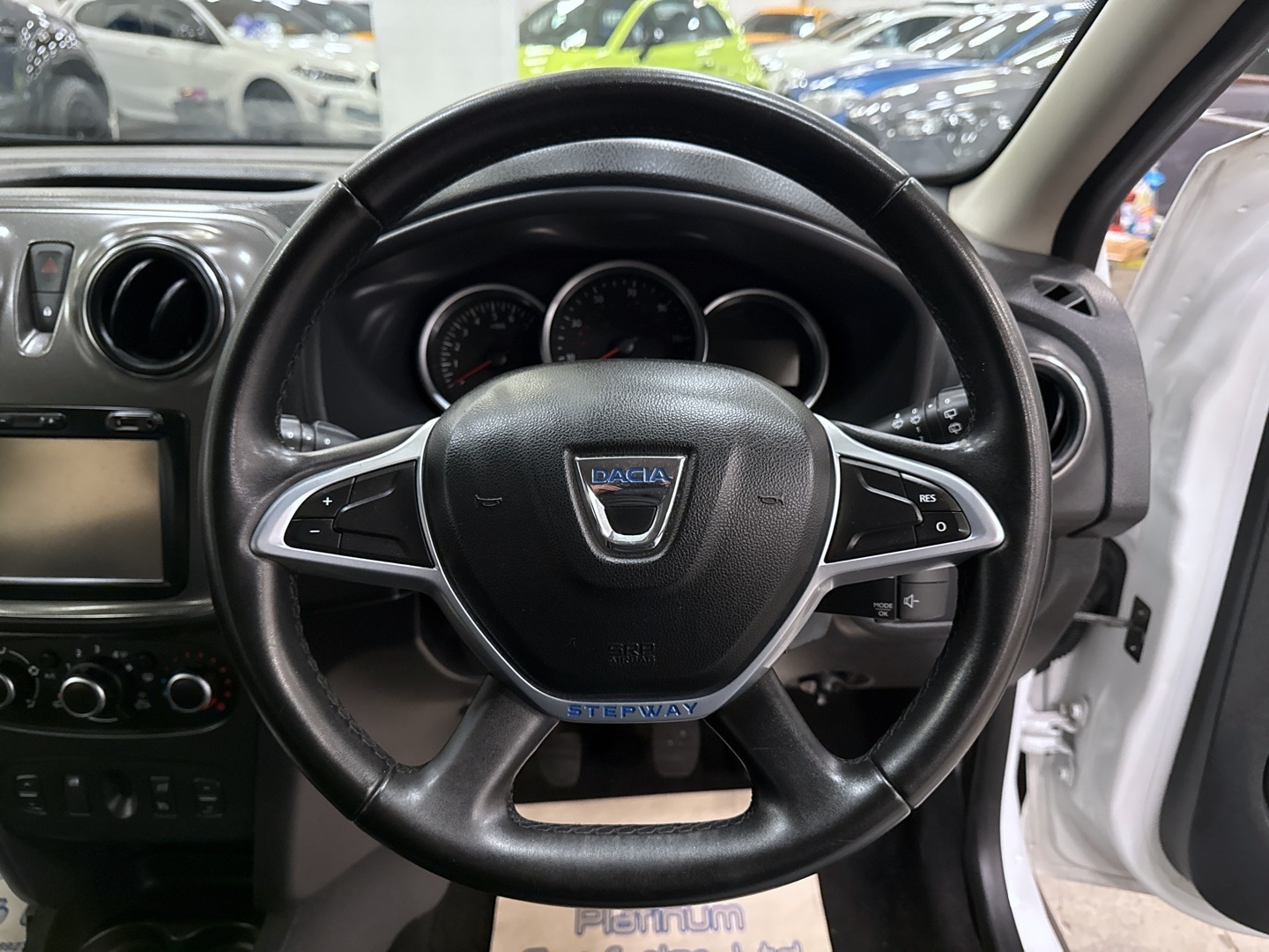 Used Dacia Sandero 2017 for sale - 76643821: Photo 15