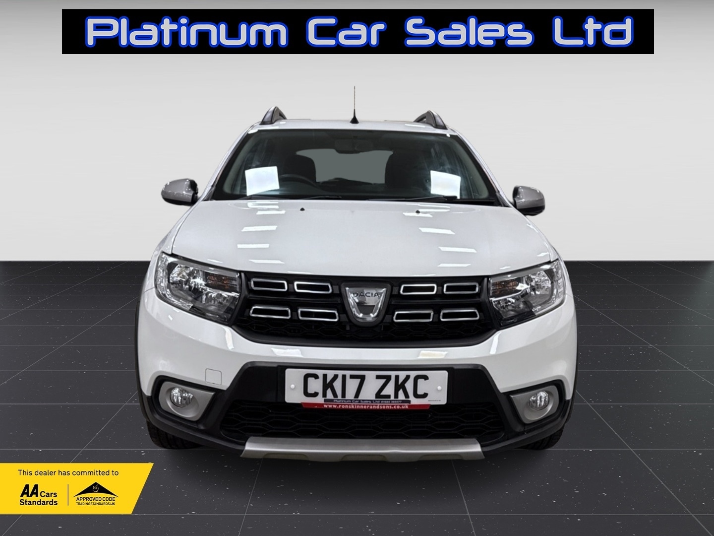 Used Dacia Sandero 2017 for sale - 76643821: Photo 3