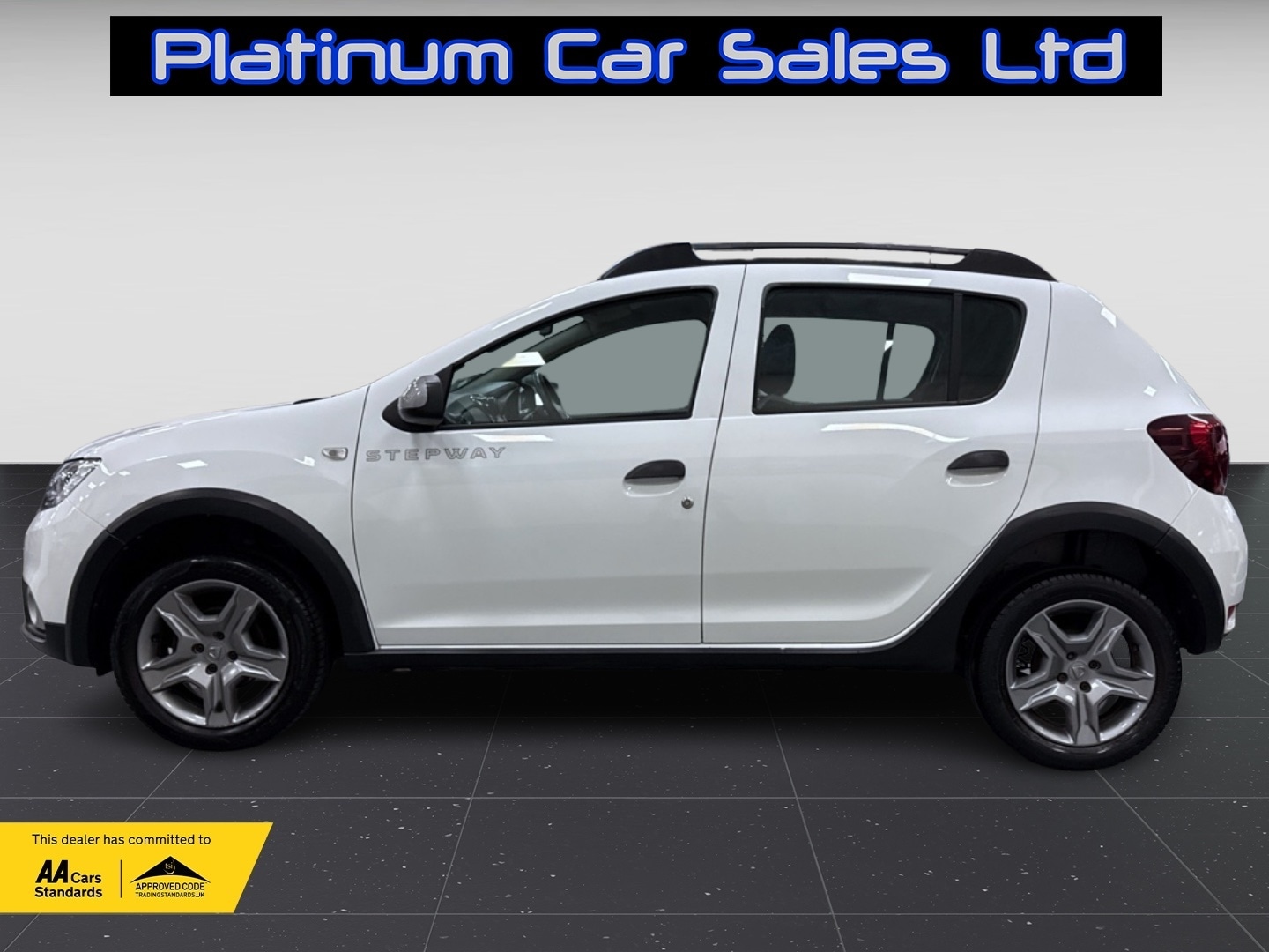 Used Dacia Sandero 2017 for sale - 76643821: Photo 6