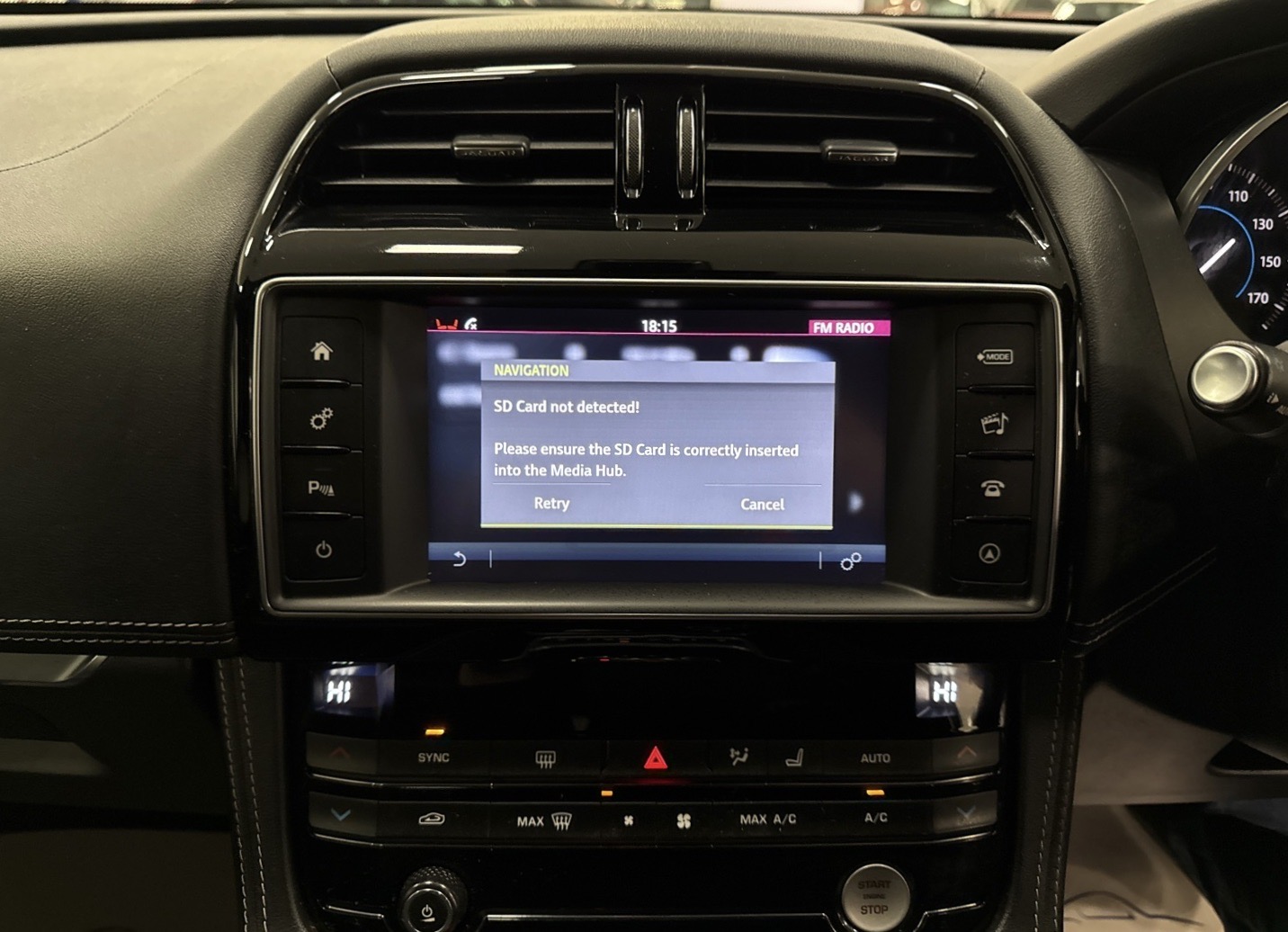 Used Jaguar F-Pace 2017 for sale - 76182274: Photo 17