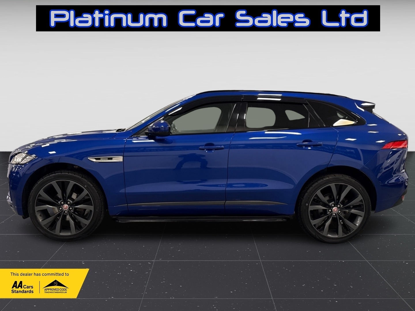 Used Jaguar F-Pace 2017 for sale - 76182274: Photo 6