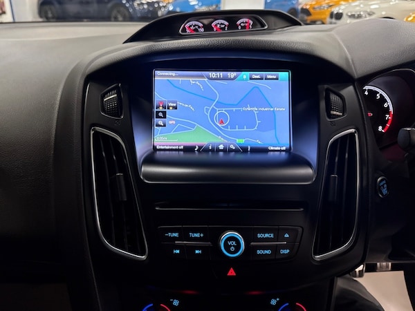 Used Ford Focus 2015 for sale - 75399779: Photo 18