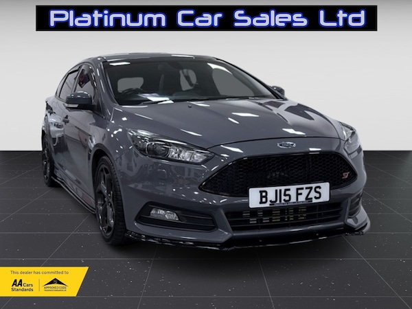 Used Ford Focus 2015 for sale - 75399779: Photo 2