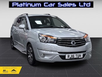 Used Ssangyong Rodius 2016 for sale - 75215175: Photo