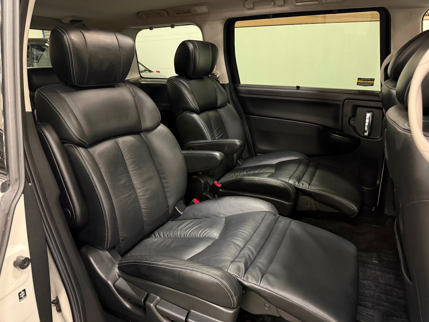 Used Nissan Elgrand 2023 for sale - 76974797: Photo 14