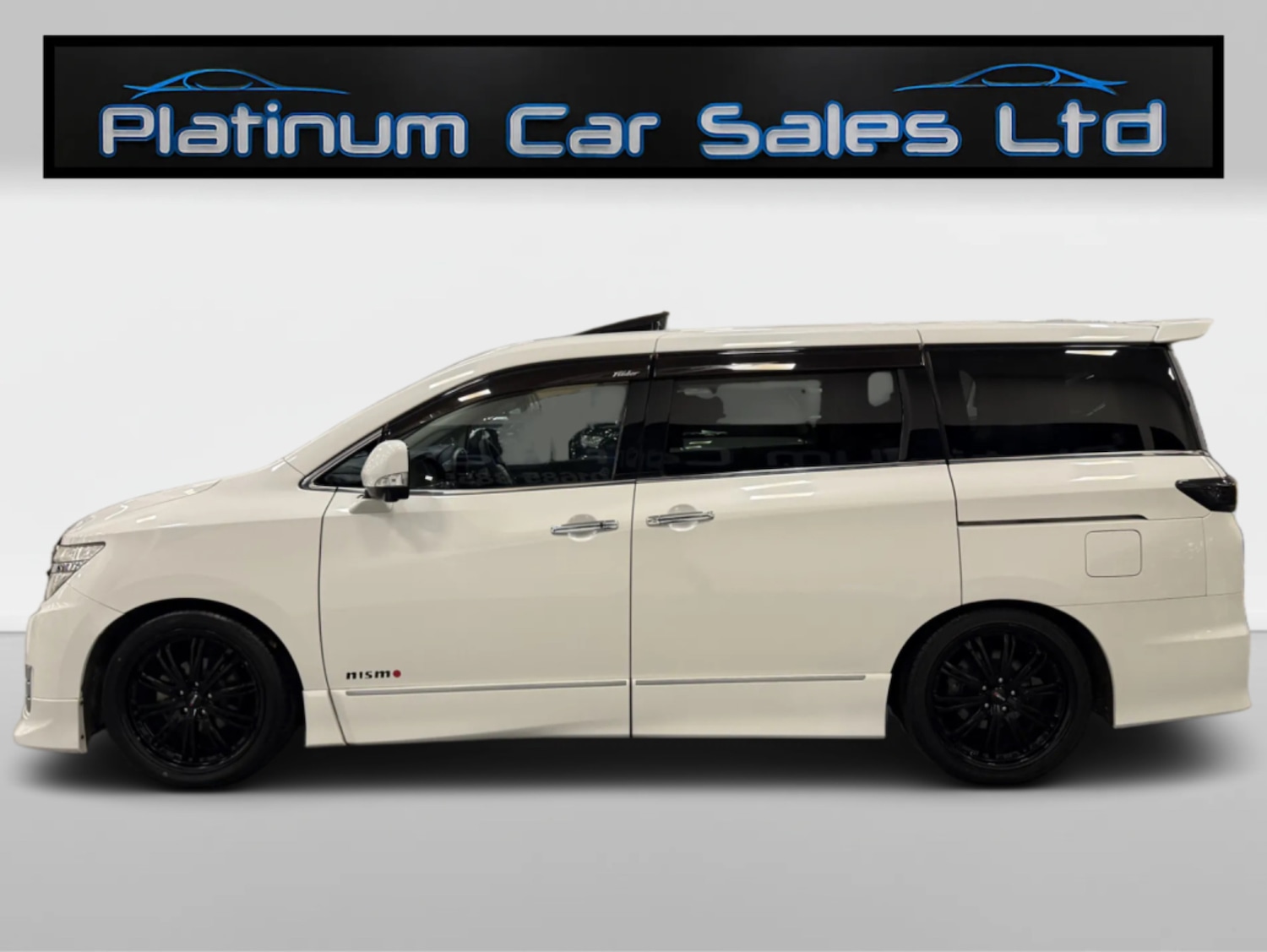 Used Nissan Elgrand 2023 for sale - 76974797: Photo 5