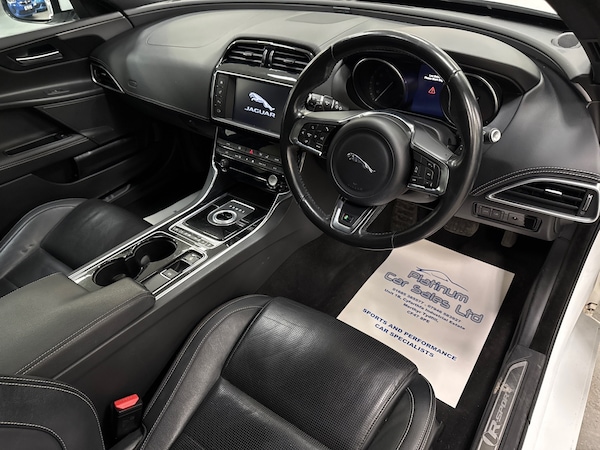 Used Jaguar XE 2015 for sale - 75215150: Photo 11