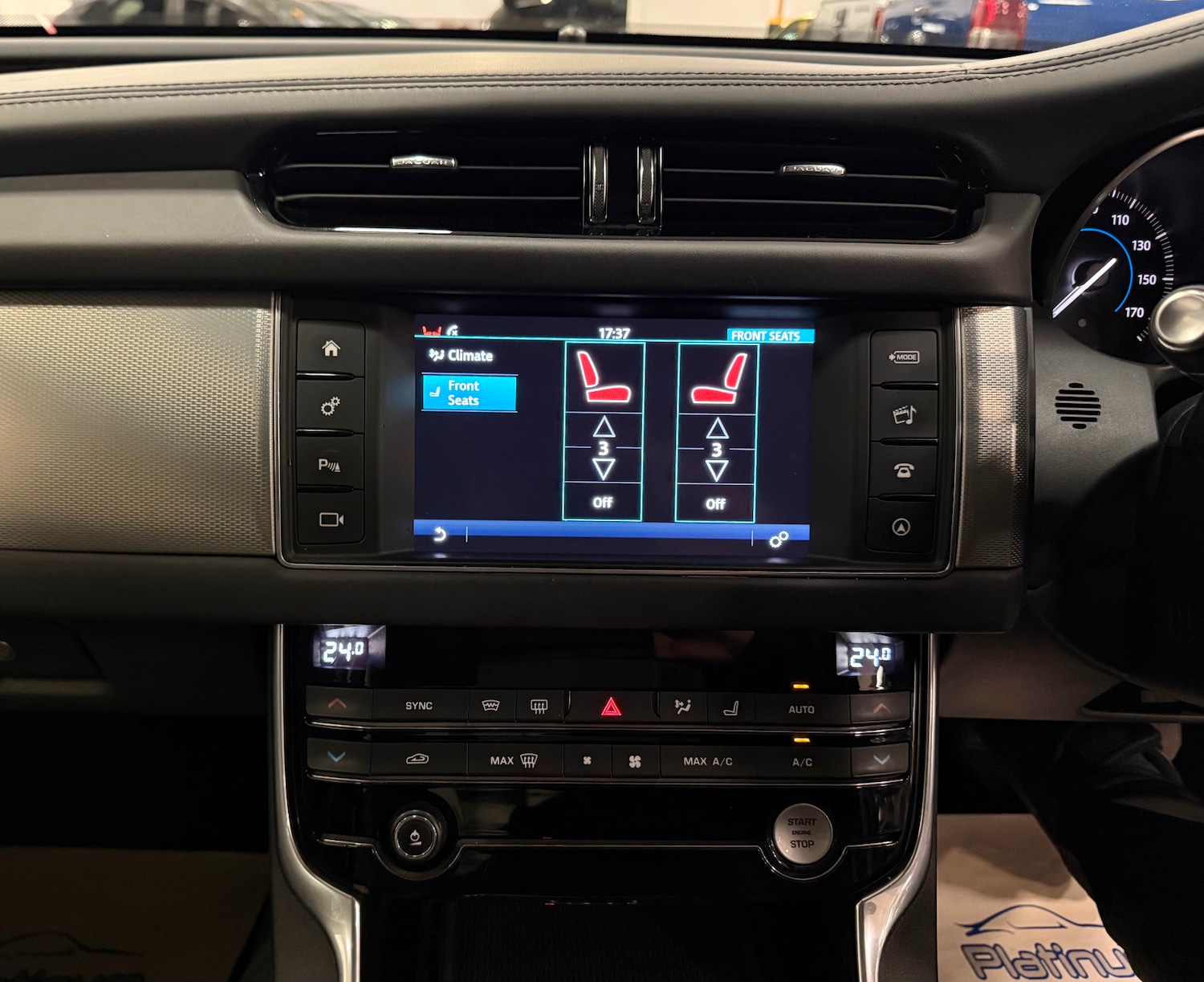 Used Jaguar XF 2017 for sale - 78032102: Photo 18