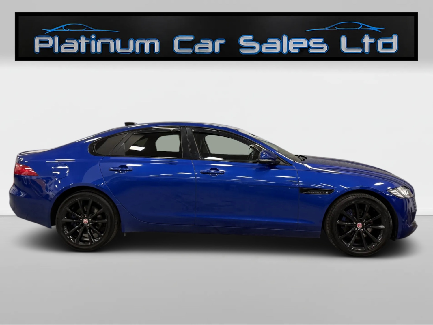 Used Jaguar XF 2017 for sale - 78032102: Photo 4