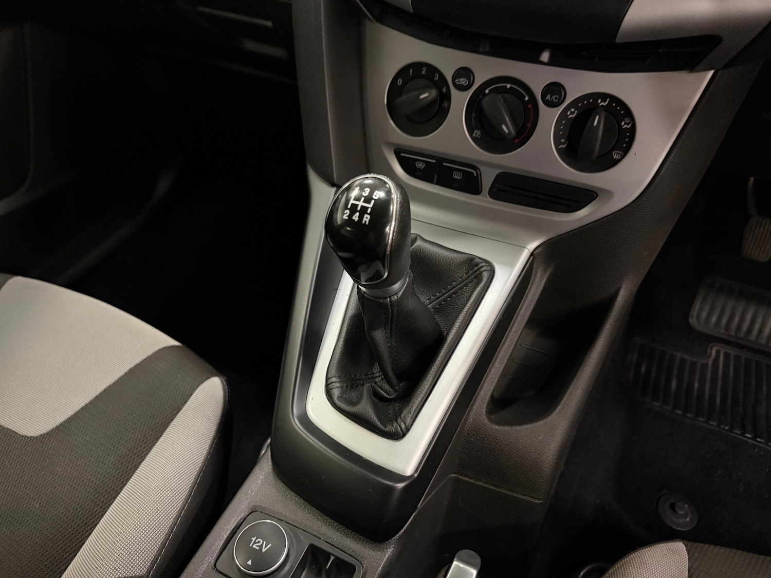 Used Ford Focus 2014 for sale - 76397258: Photo 16