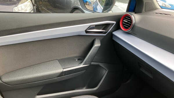 Used SEAT Arona 2023 for sale - 76205908: Photo 26