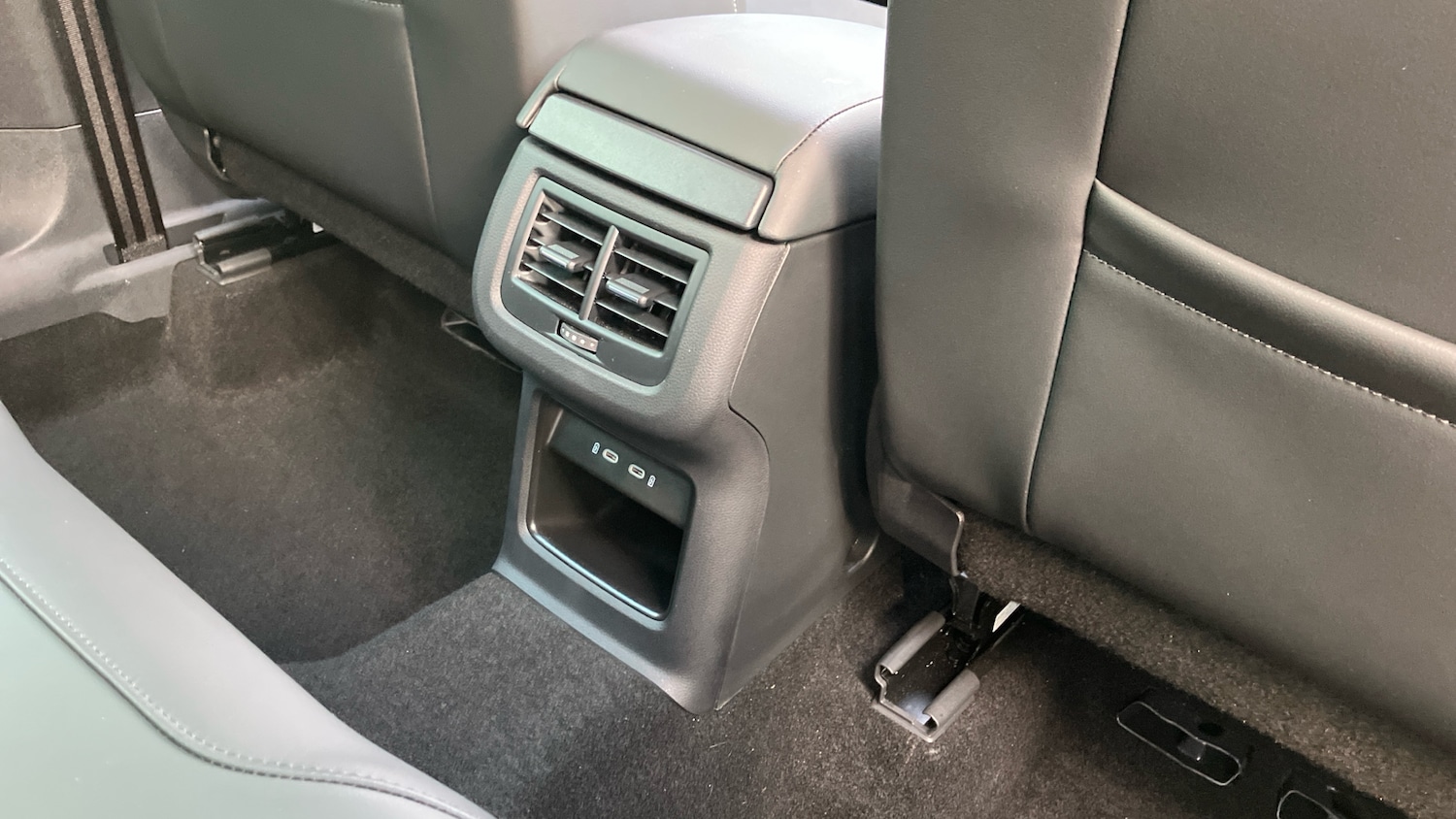 Used SEAT Ateca 2024 for sale - 77195180: Photo 33