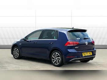 Used Volkswagen Golf 2019 for sale - 75919499: Photo
