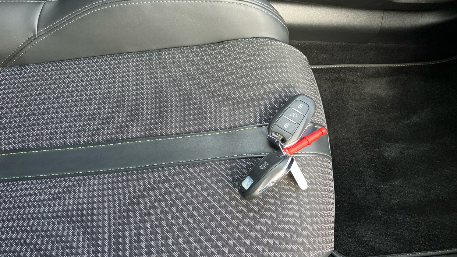 Used Peugeot 208 2021 for sale - 78025908: Photo 20