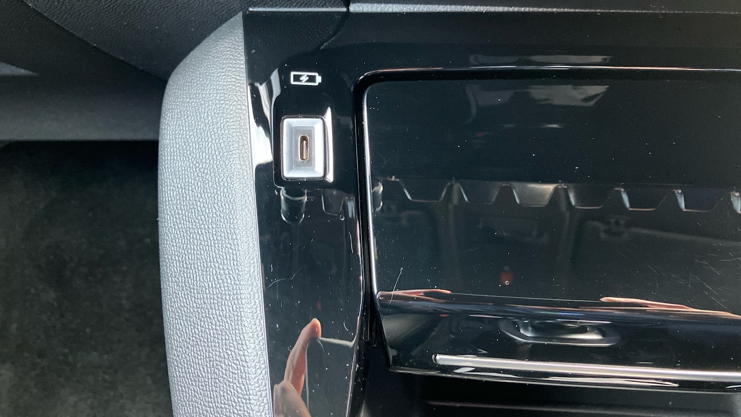 Used Peugeot 208 2021 for sale - 78025908: Photo 24