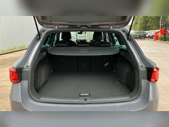 Used SEAT Leon 2025 for sale - 76194708: Photo 4