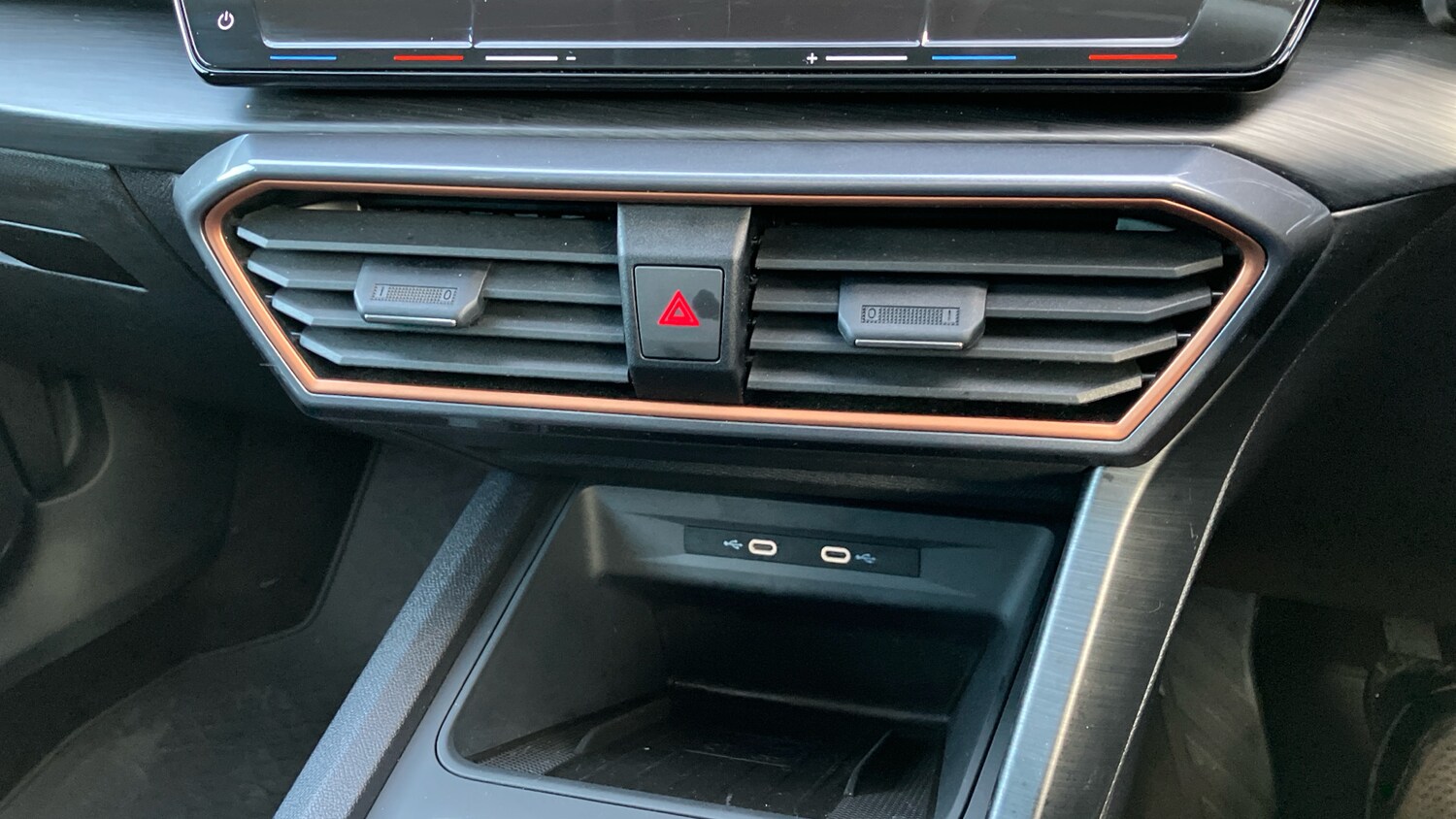 Used Cupra Leon 2024 for sale - 76831409: Photo 24