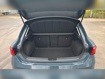 Used SEAT Leon 2026 for sale - 78554211: Photo