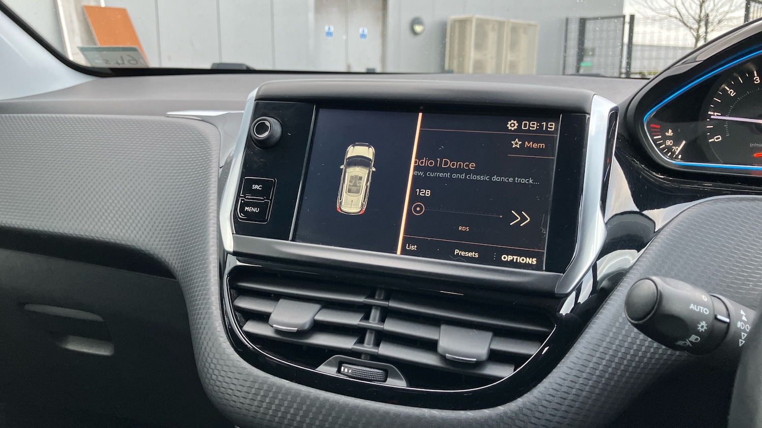 Used Peugeot 2008 2019 for sale - 77616111: Photo 26