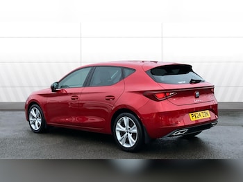 Used SEAT Leon 2024 for sale - 77351118: Photo