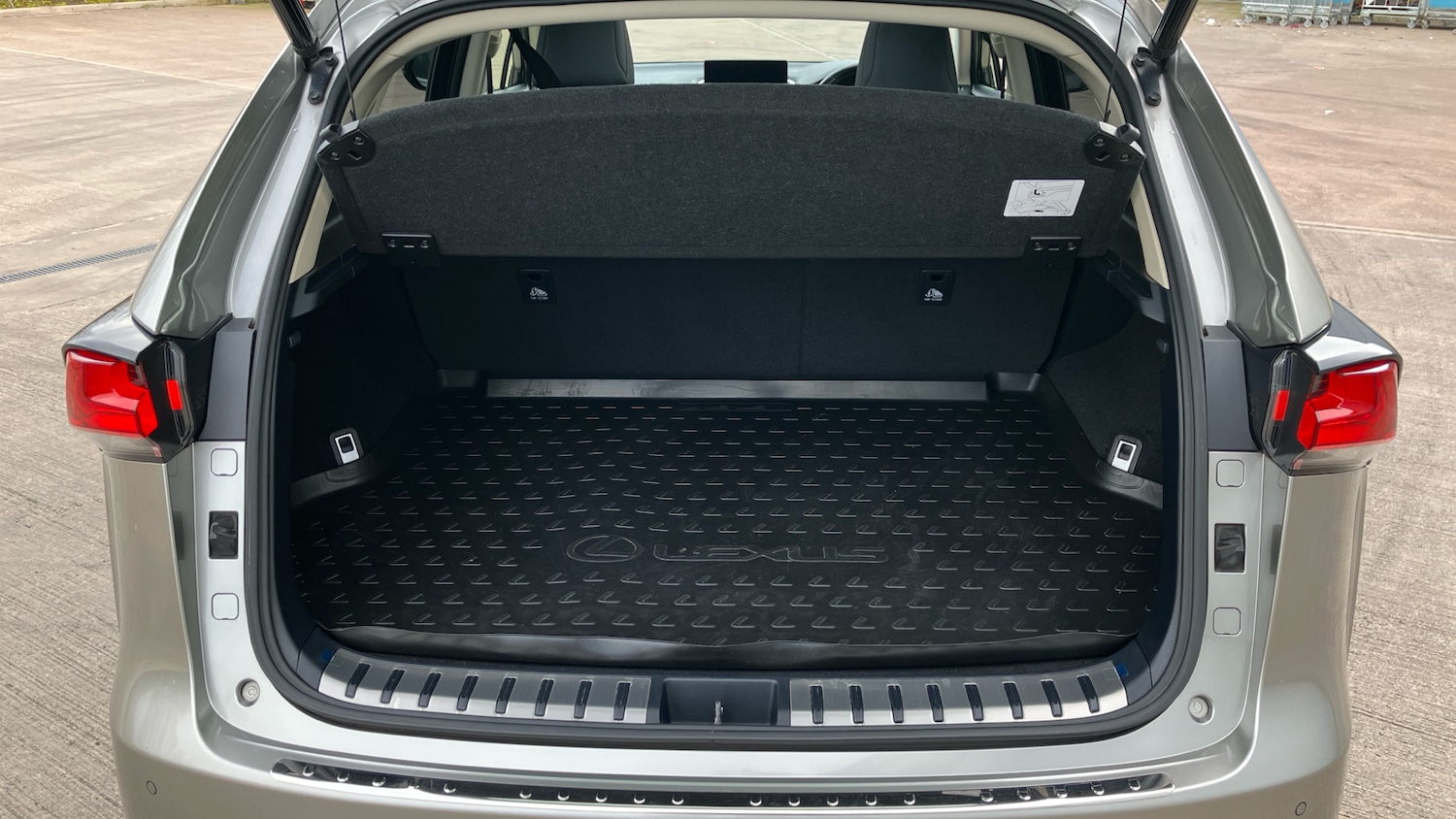 Used Lexus NX 2020 for sale - 77871947: Photo 4