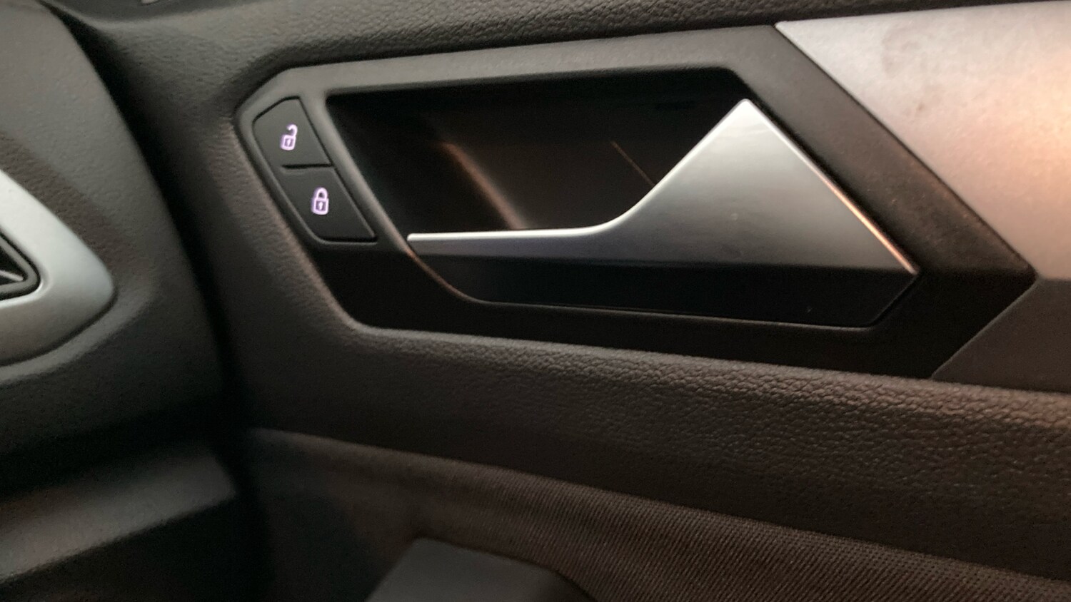 Used Volkswagen T-Roc 2022 for sale - 77589720: Photo 30