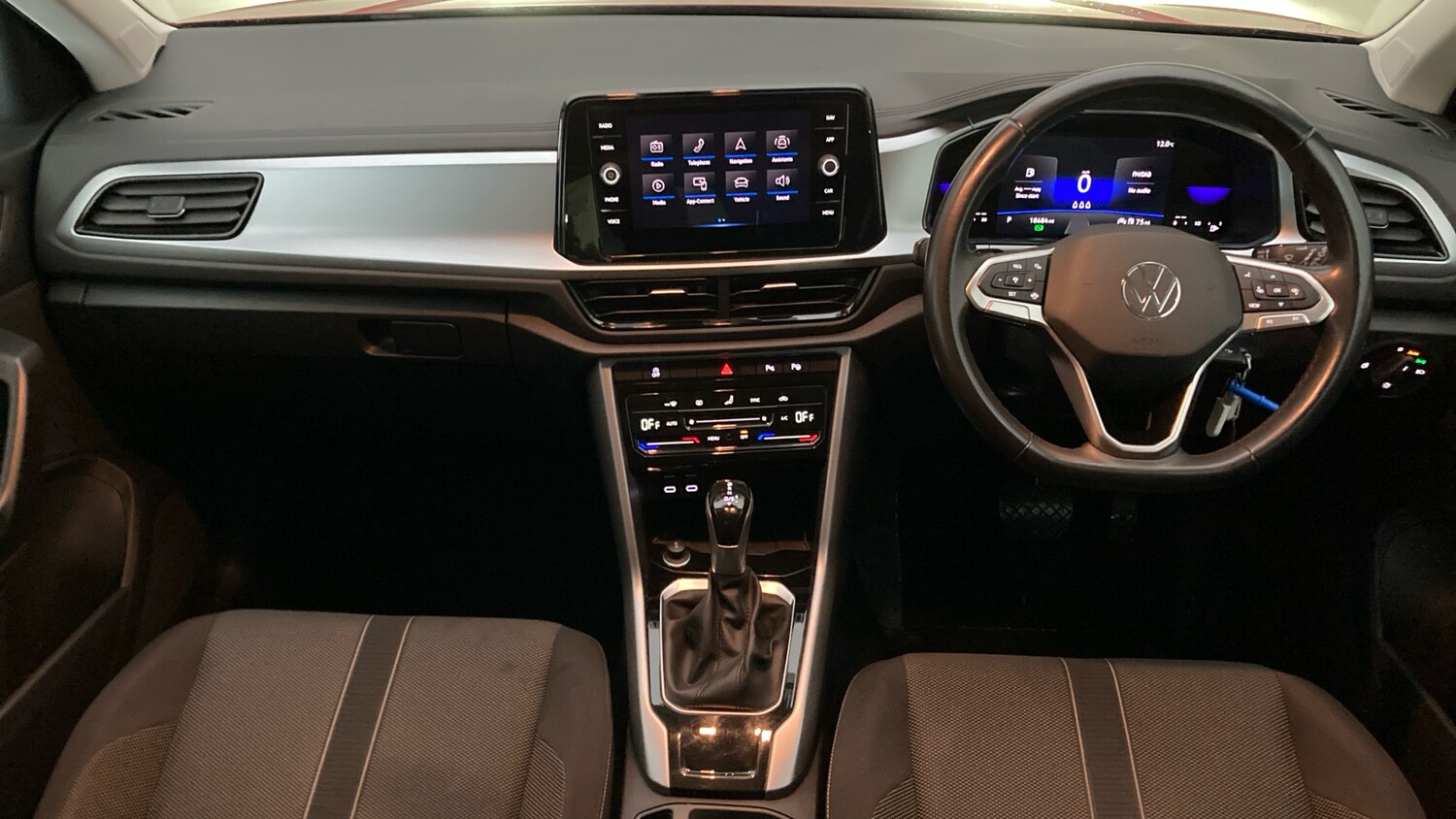 Used Volkswagen T-Roc 2022 for sale - 77589720: Photo 9