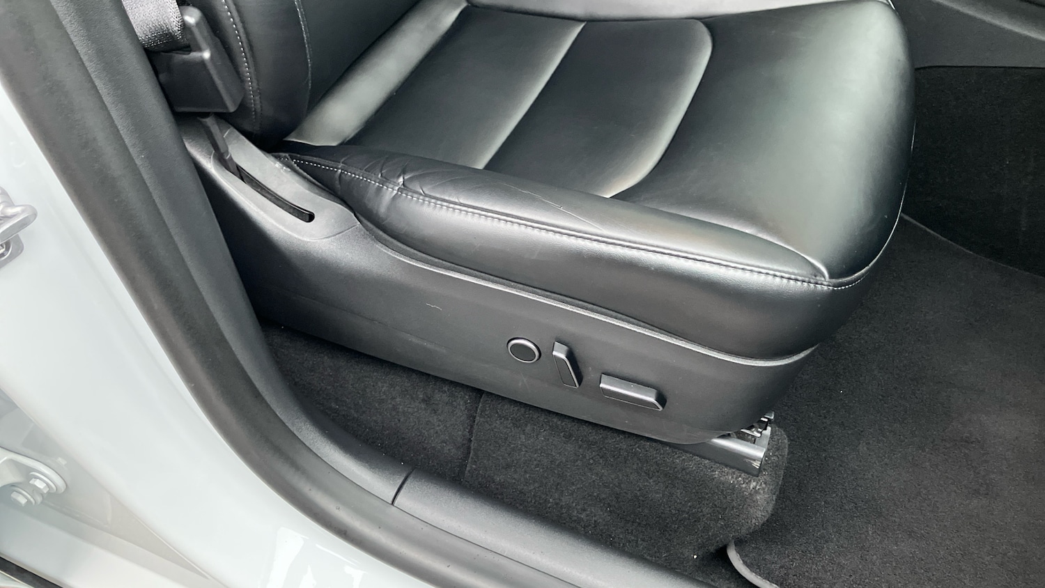 Used Tesla Model Y 2023 for sale - 77532611: Photo 27