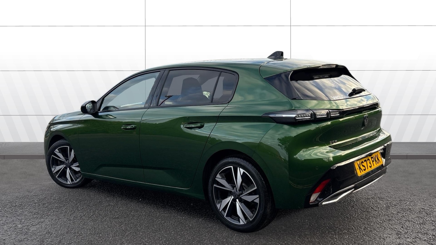 Used Peugeot 308 2023 for sale - 77609805: Photo 2