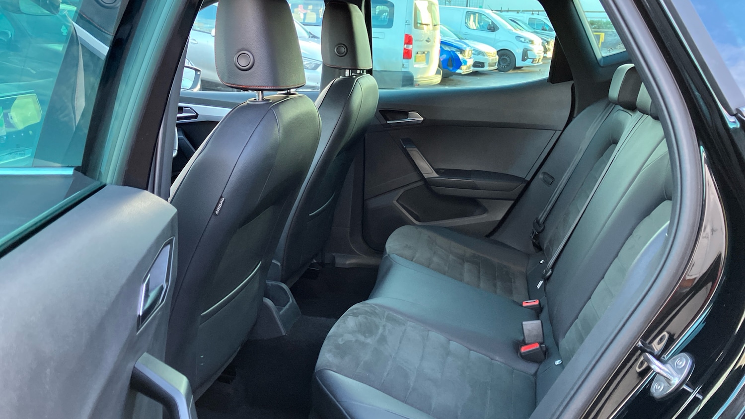 Used SEAT Arona 2023 for sale - 77116398: Photo 16