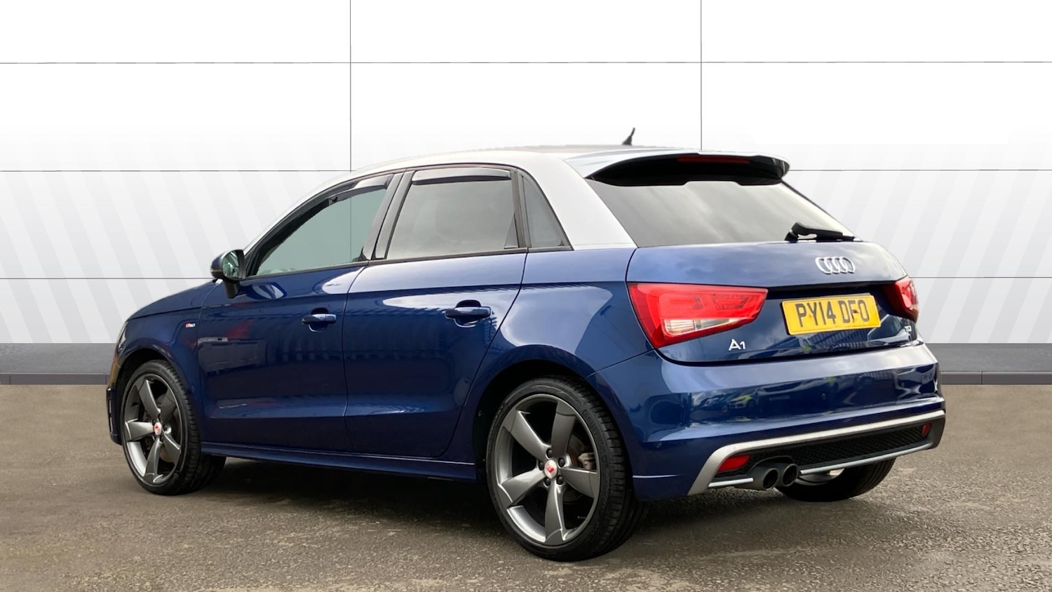 Used Audi A1 2014 for sale - 75995686: Photo 2