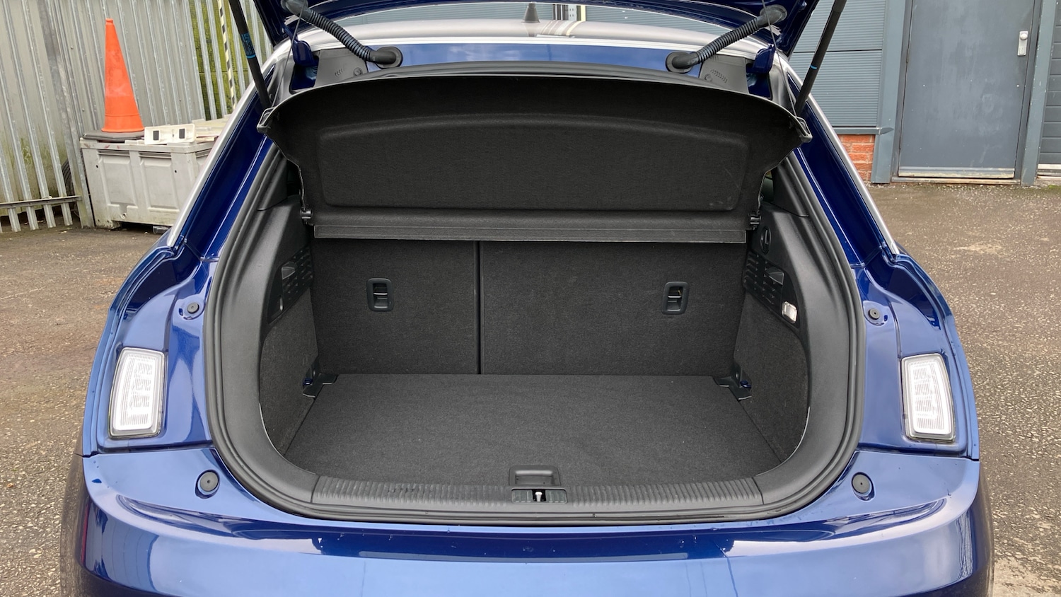 Used Audi A1 2014 for sale - 75995686: Photo 4